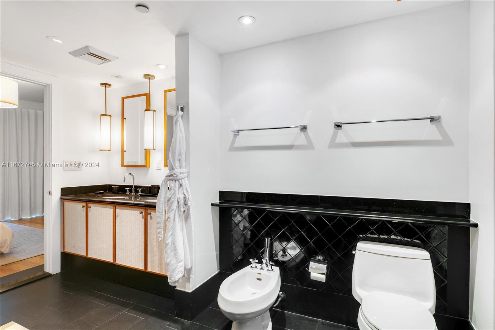 SETAI RESORT & RESIDENCES - Residential Lease