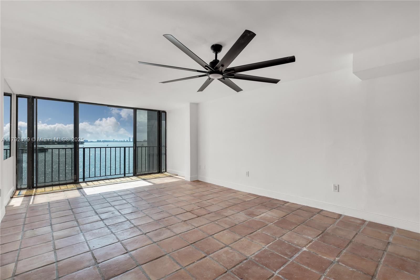 7899 NE Bayshore Ct 6E