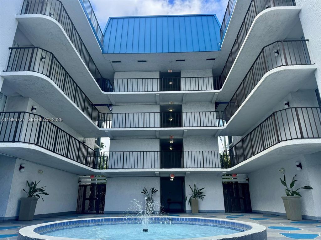 Photo of 3909 N Ocean Blvd #208, Fort Lauderdale, FL 33308 (MLS # A11986727)