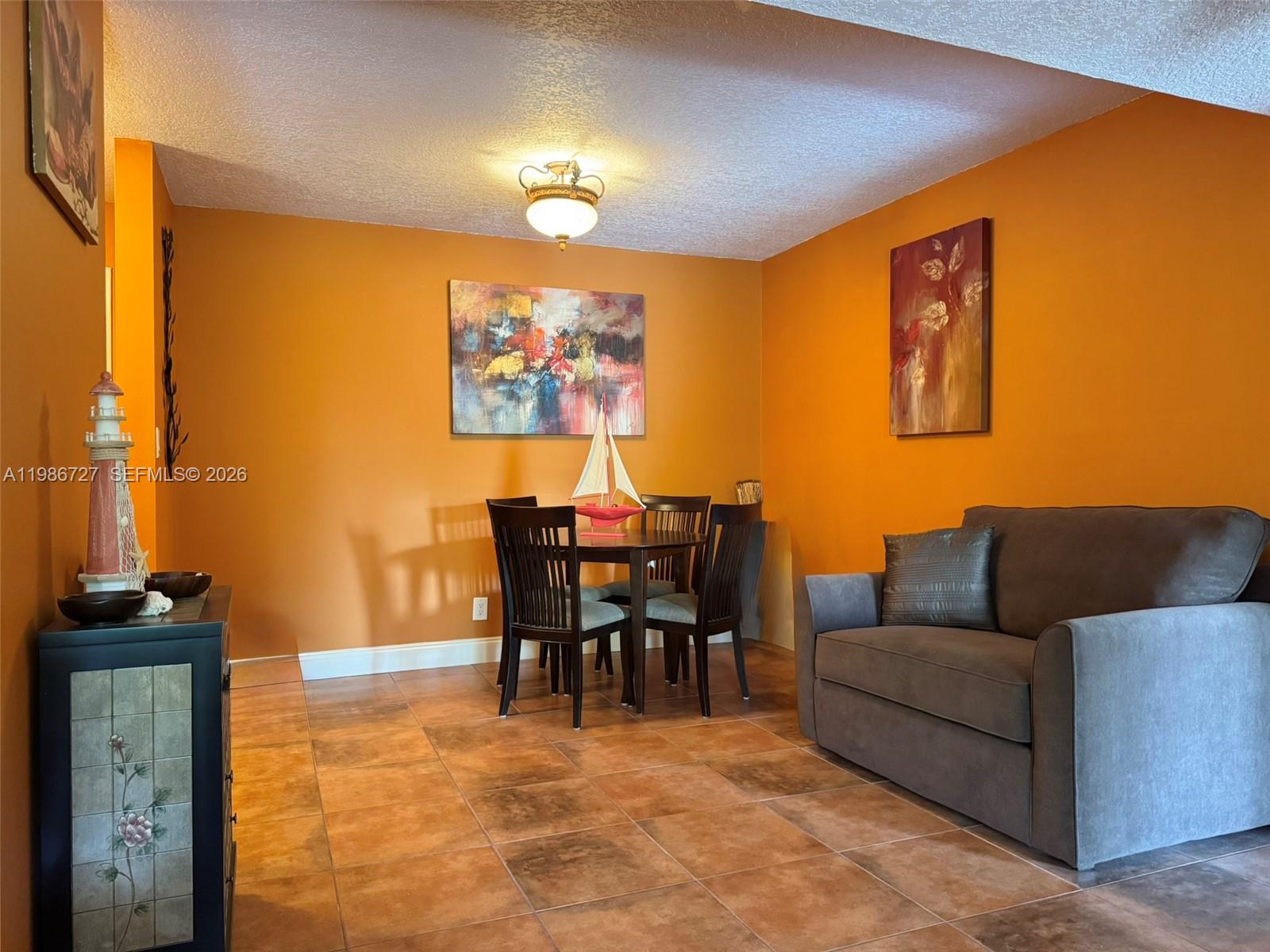 TOP OF THE MILE SOUTH CON - Residential