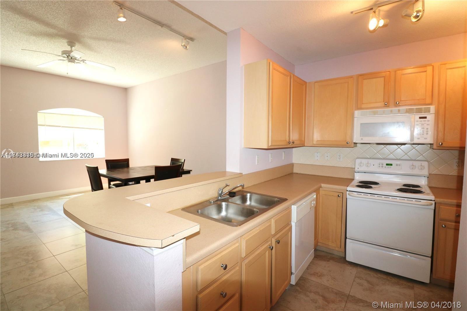 Rental Property at 6001 Sw 70th St 117, South Miami, Miami-Dade County, Florida - Bedrooms: 1 
Bathrooms: 1  - $2,200 MO.
