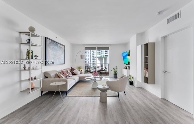701 Brickell Key Blvd 1506