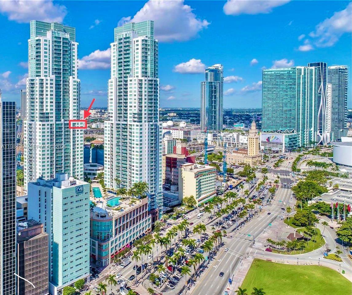 VIZCAYNE SOUTH CONDO - Residential Lease