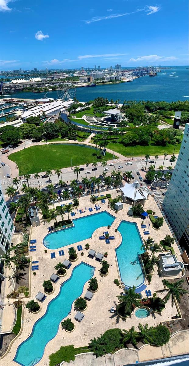 VIZCAYNE SOUTH CONDO - Residential Lease