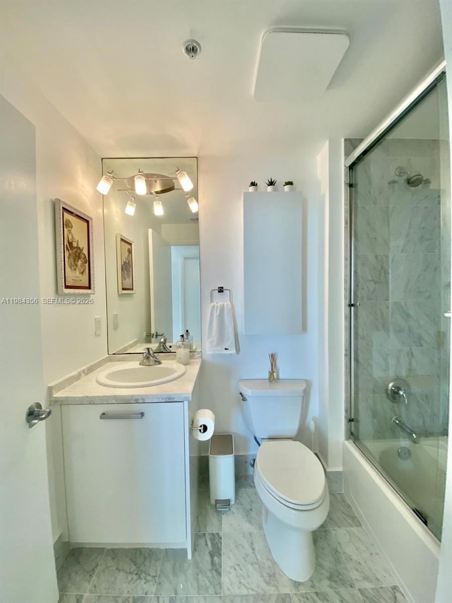 VIZCAYNE SOUTH CONDO - Residential Lease