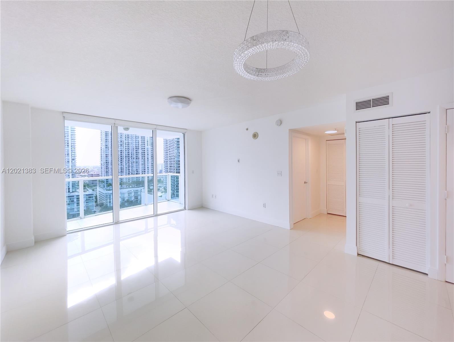 BRICKELL ON THE RIVER N T - Residential