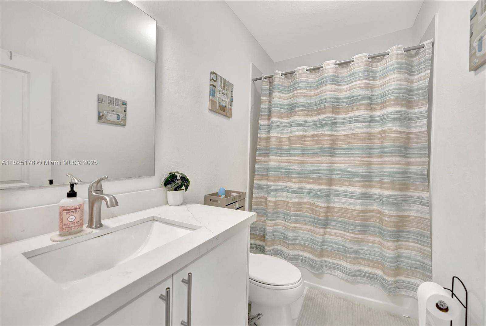 FOREST PARK VILLAS - Residential