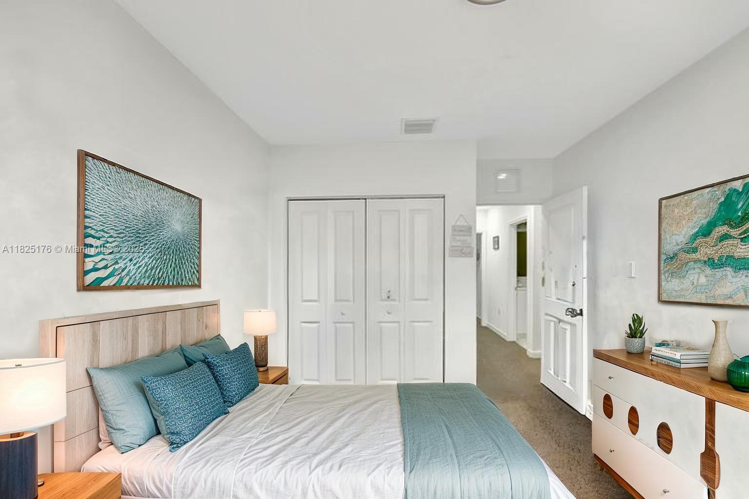 FOREST PARK VILLAS - Residential