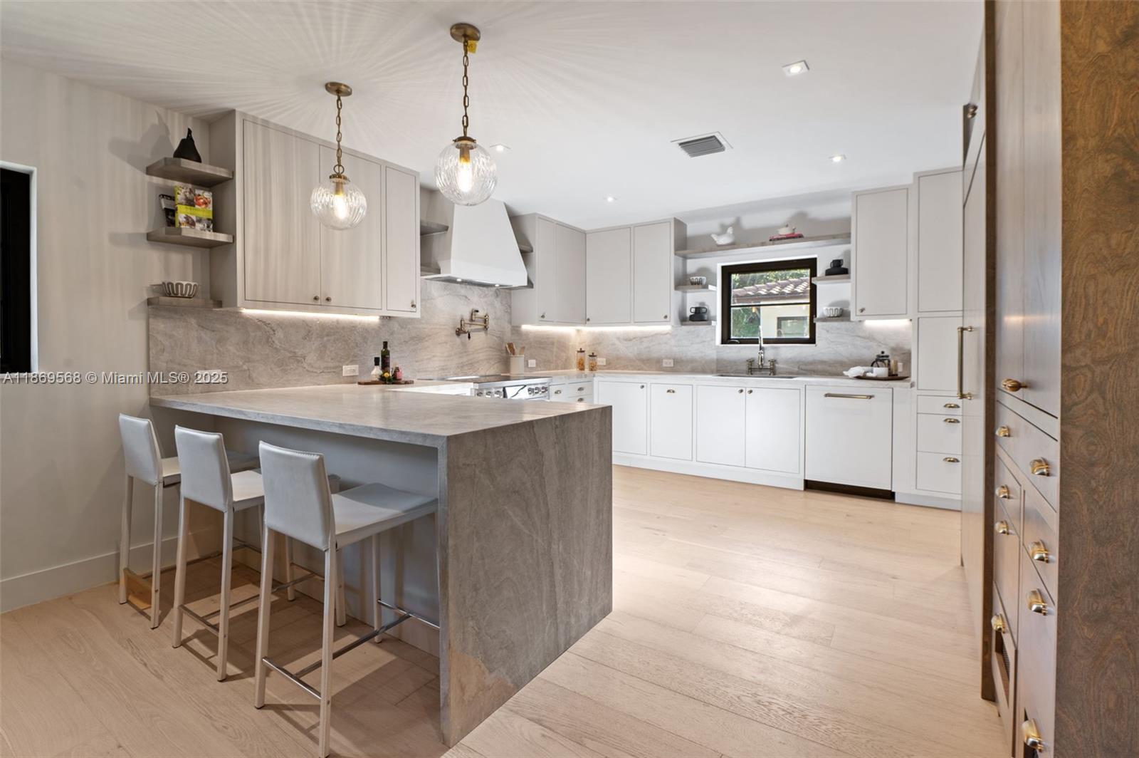 HIGH PINES REV PL - Residential