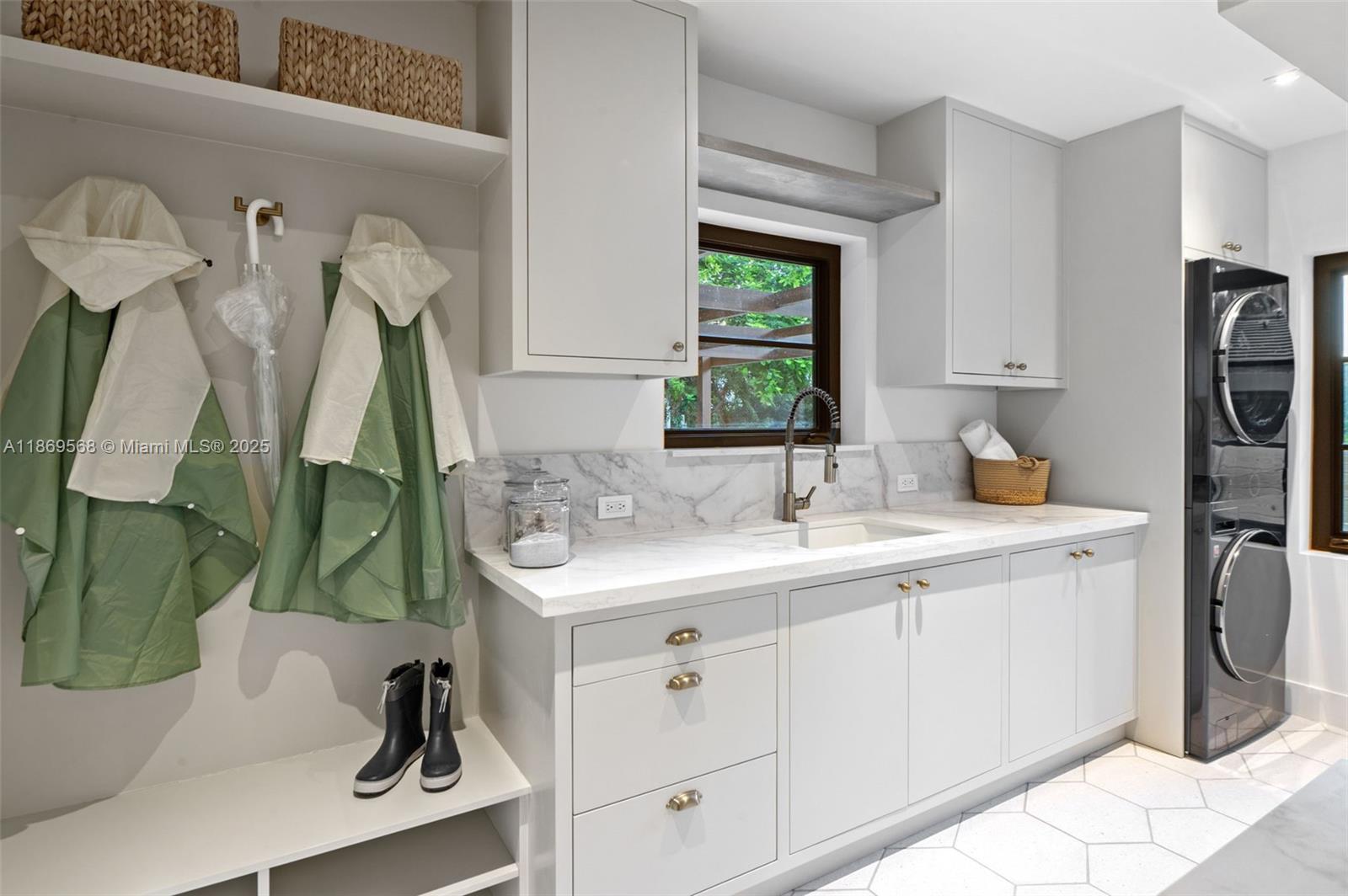 HIGH PINES REV PL - Residential