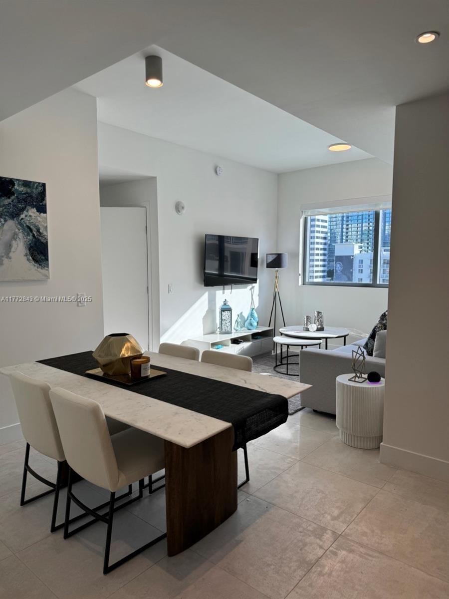 Rental Property at 239 Sw 9th St 1405, Miami, Broward County, Florida - Bedrooms: 1 
Bathrooms: 1  - $4,500 MO.