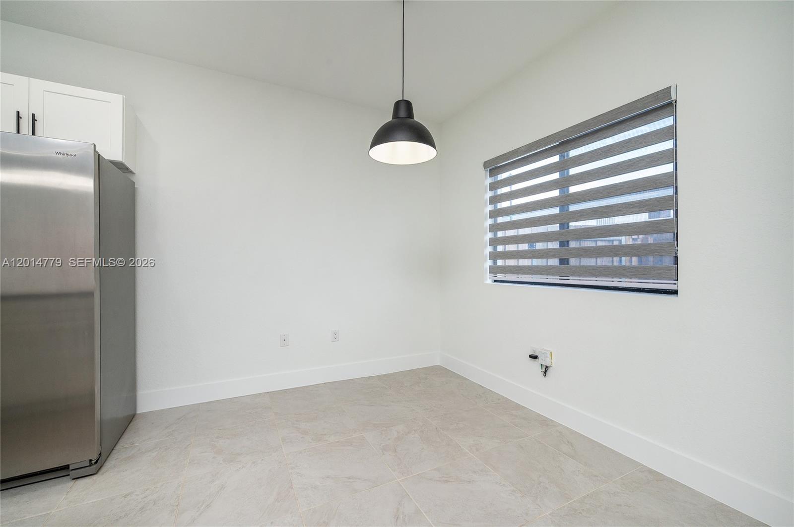 TROPICAL BREEZE TOWNHOUSE - Residential