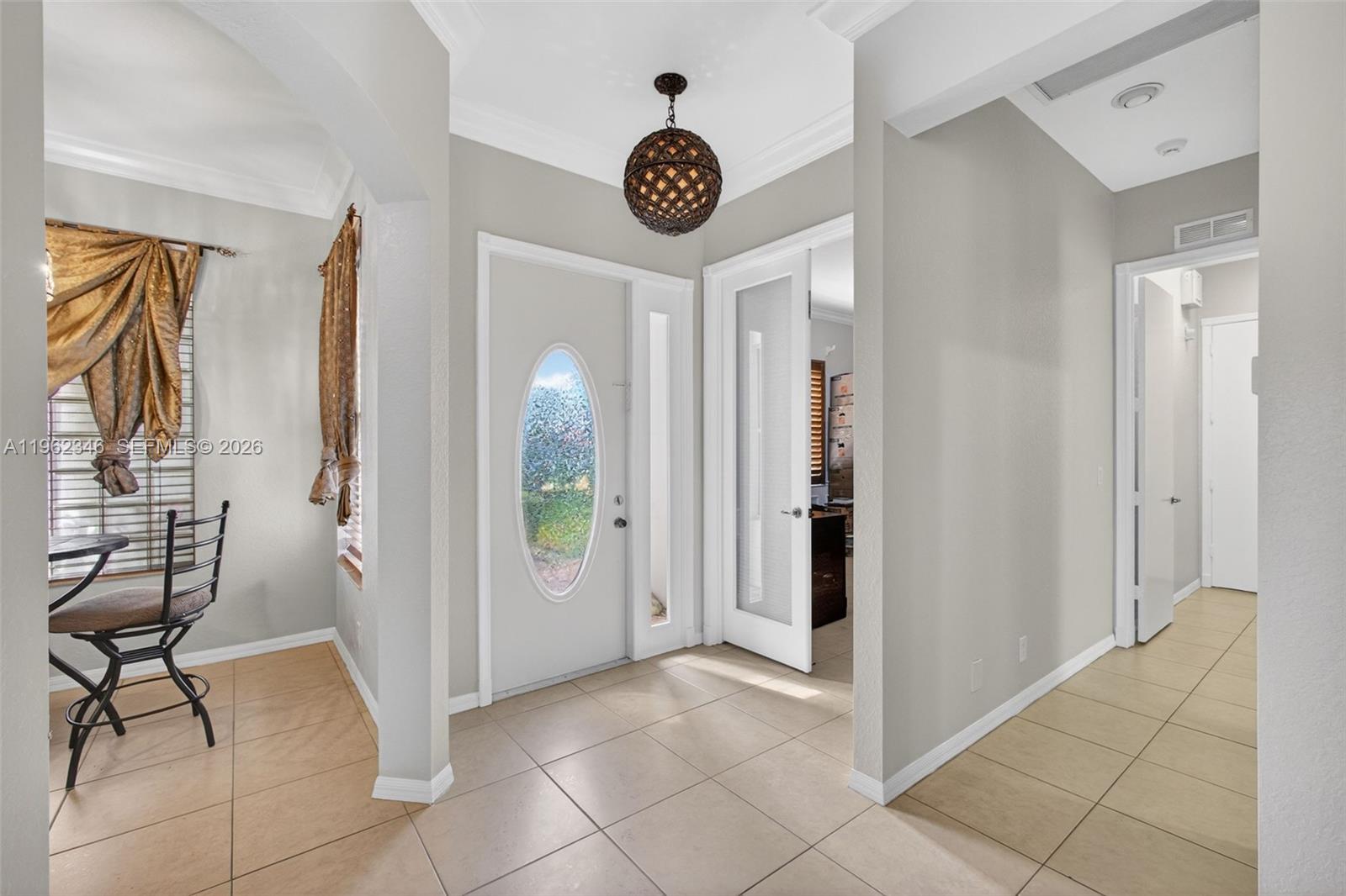 240 E Isle Verde Way