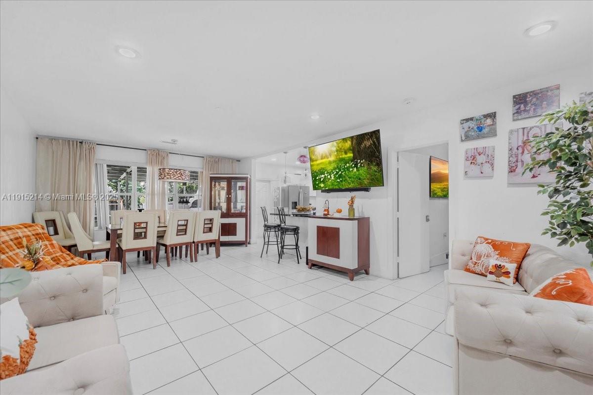 1ST ADDN TO PANULETA GARD - Residential