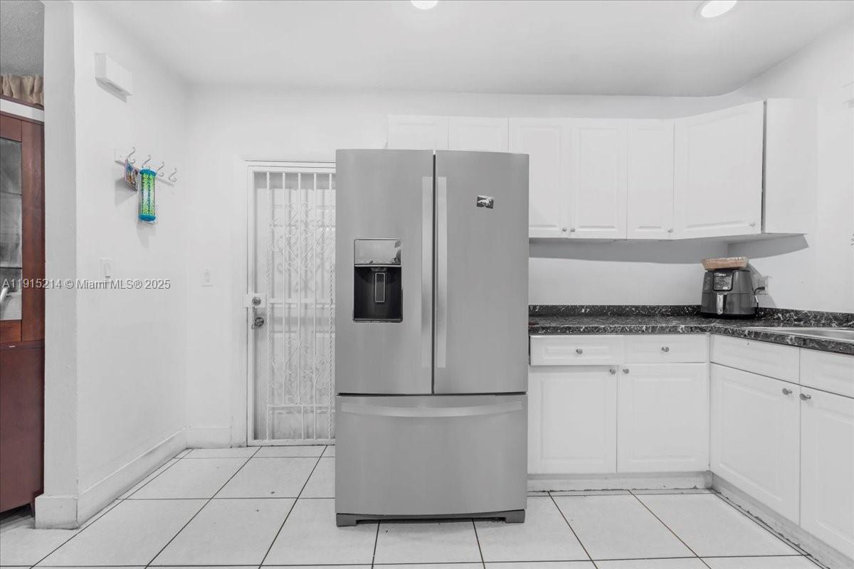 1ST ADDN TO PANULETA GARD - Residential