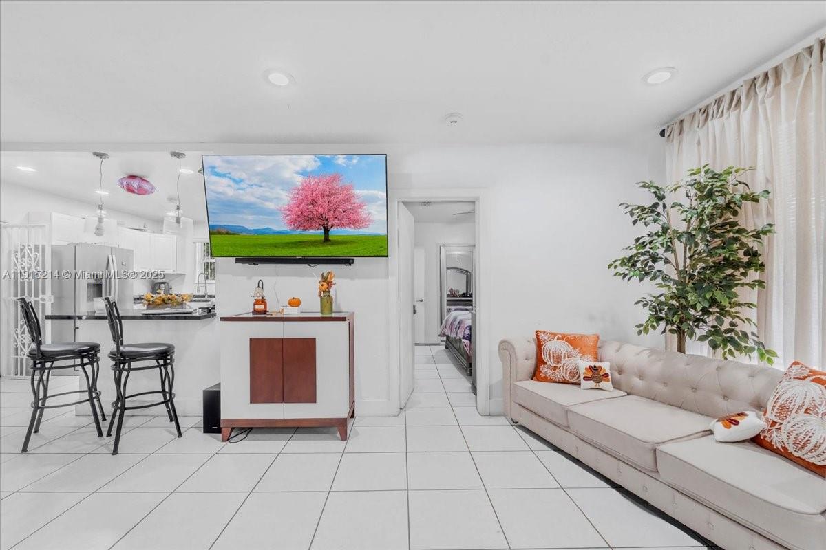 1ST ADDN TO PANULETA GARD - Residential