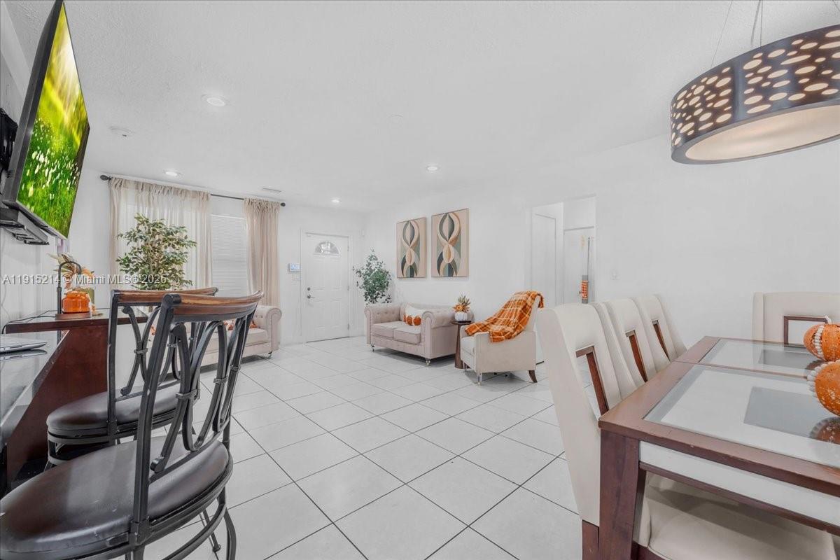 1ST ADDN TO PANULETA GARD - Residential