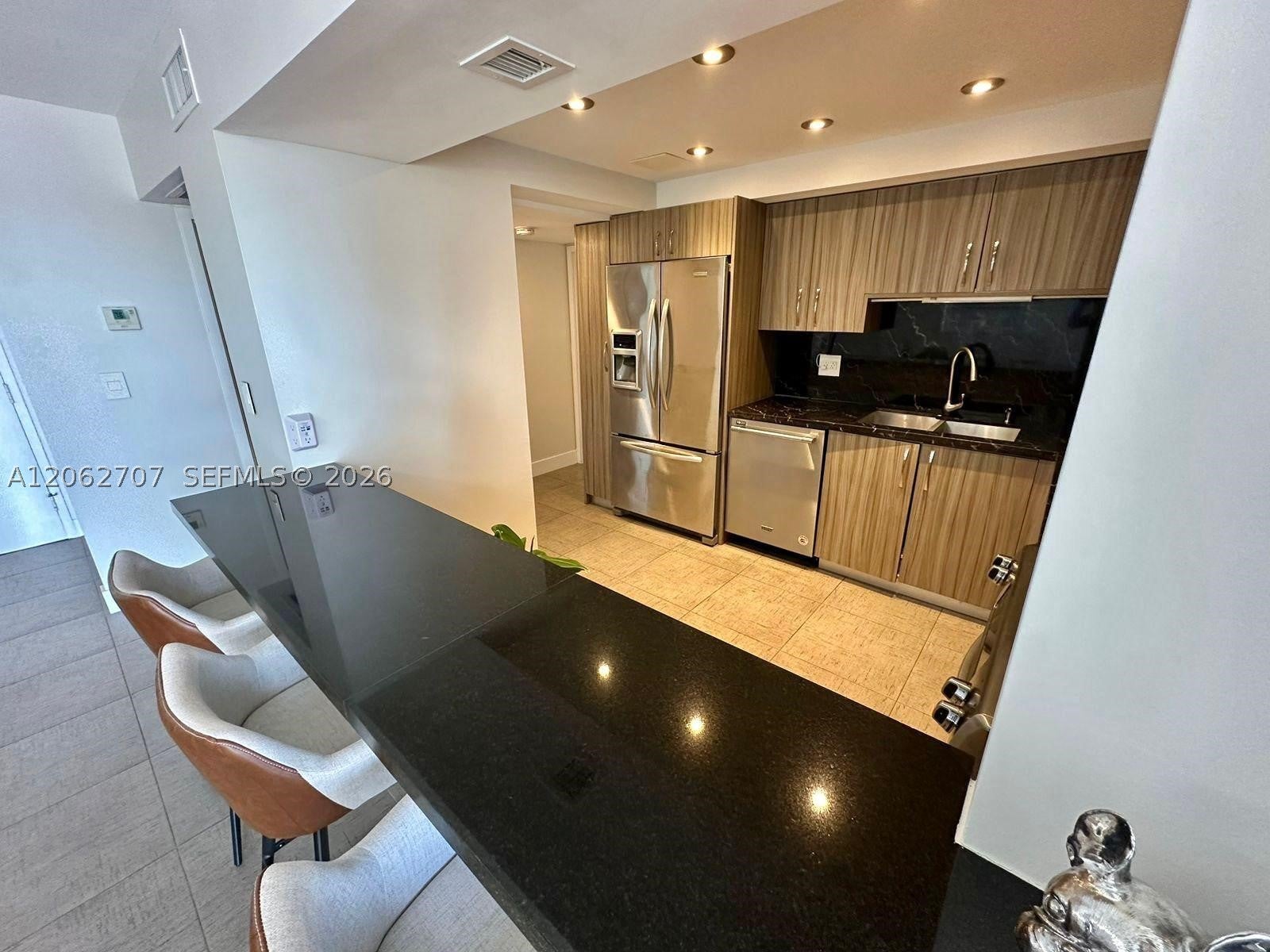 801 Three Islands Blvd 412