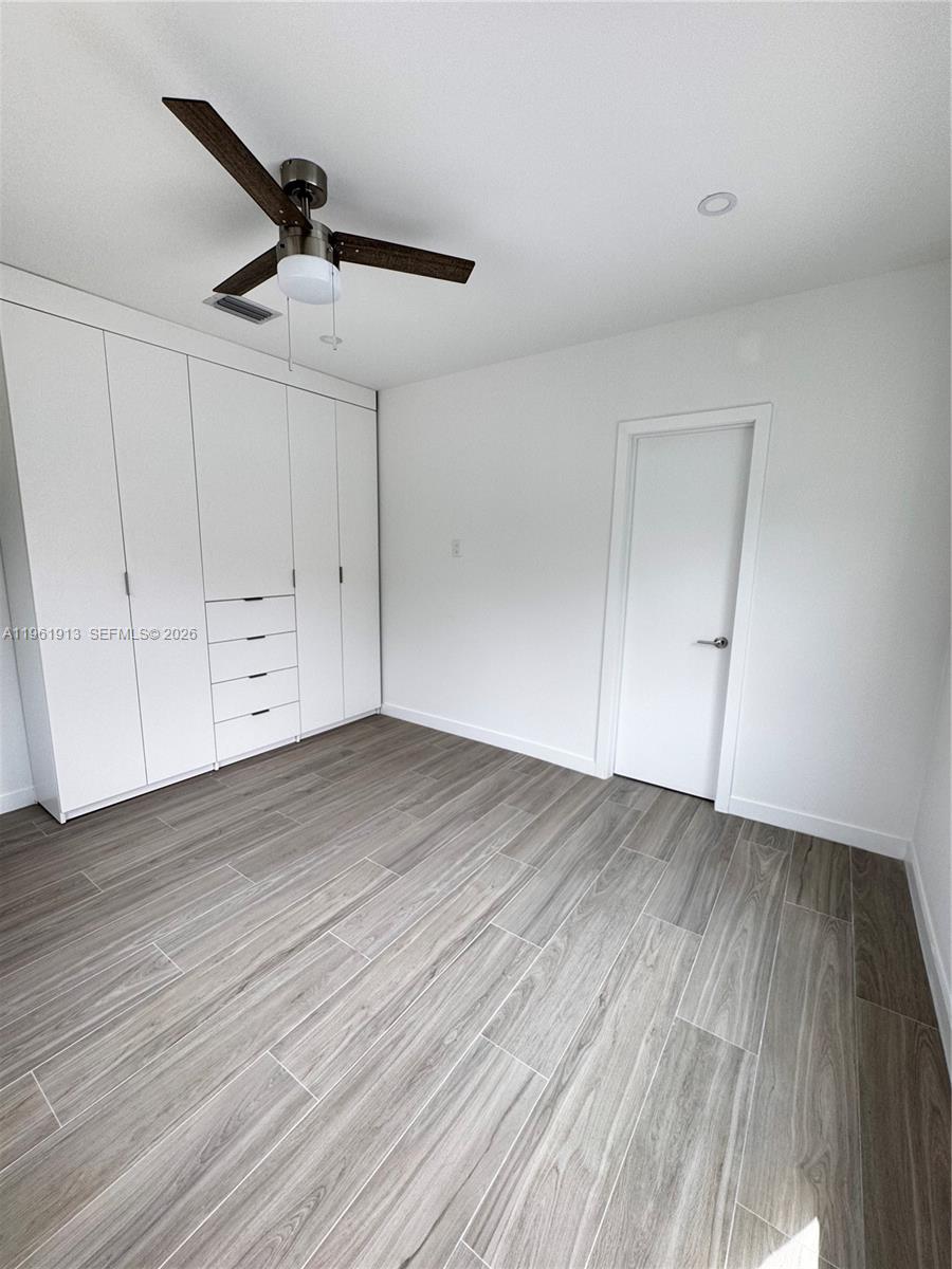 2855 Royal Palm Ave 4