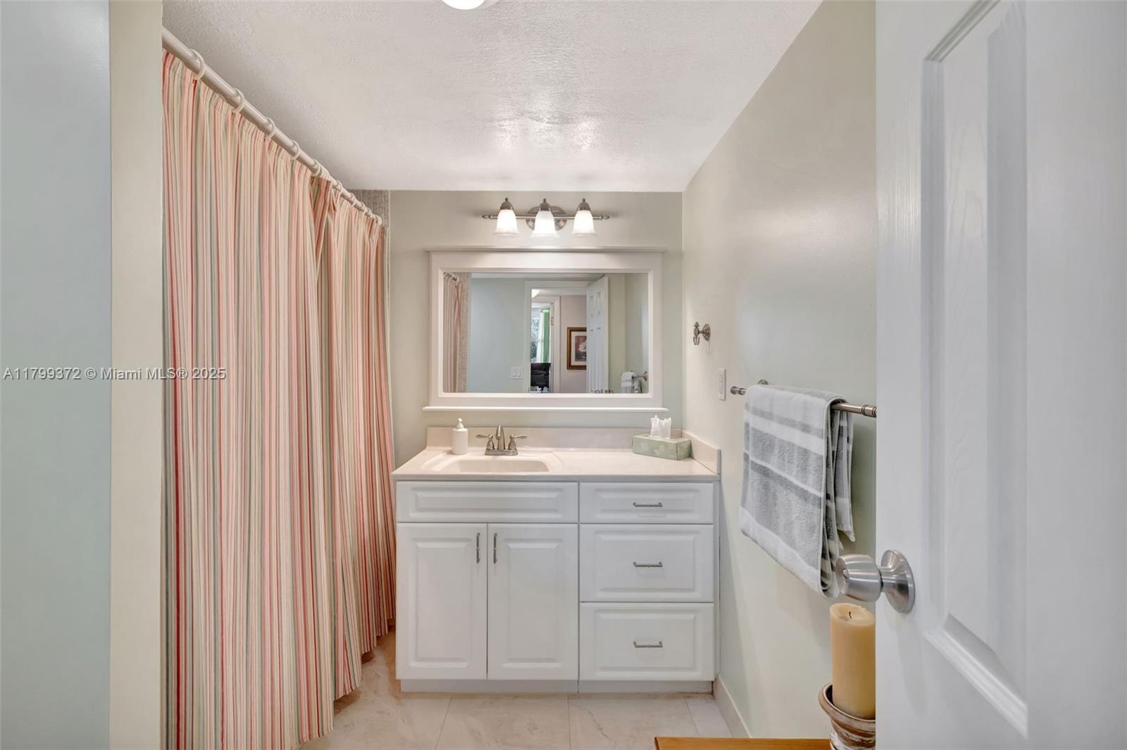 CONDOMINIUM 3 OF ENVIRON - Residential