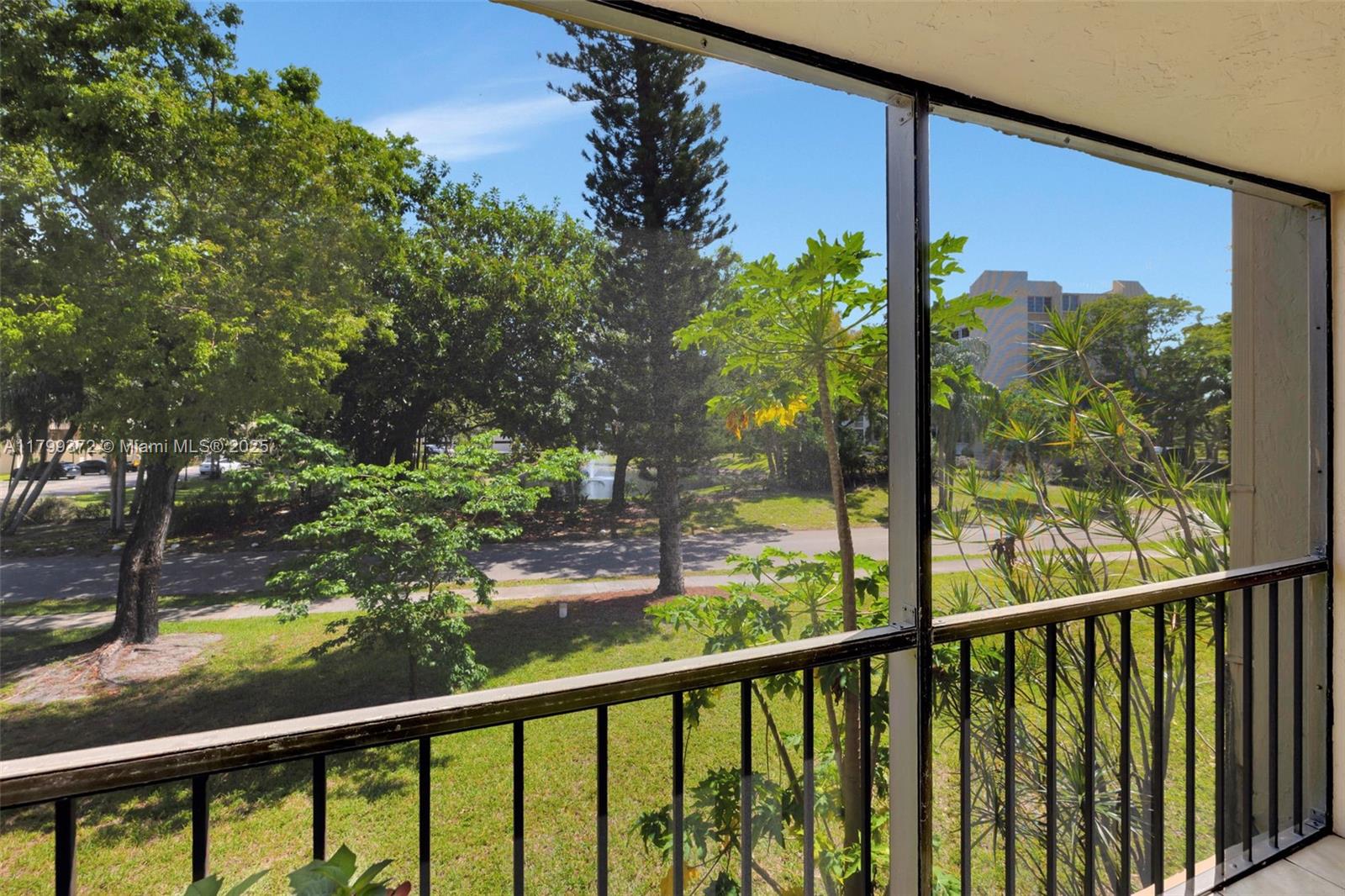 CONDOMINIUM 3 OF ENVIRON - Residential