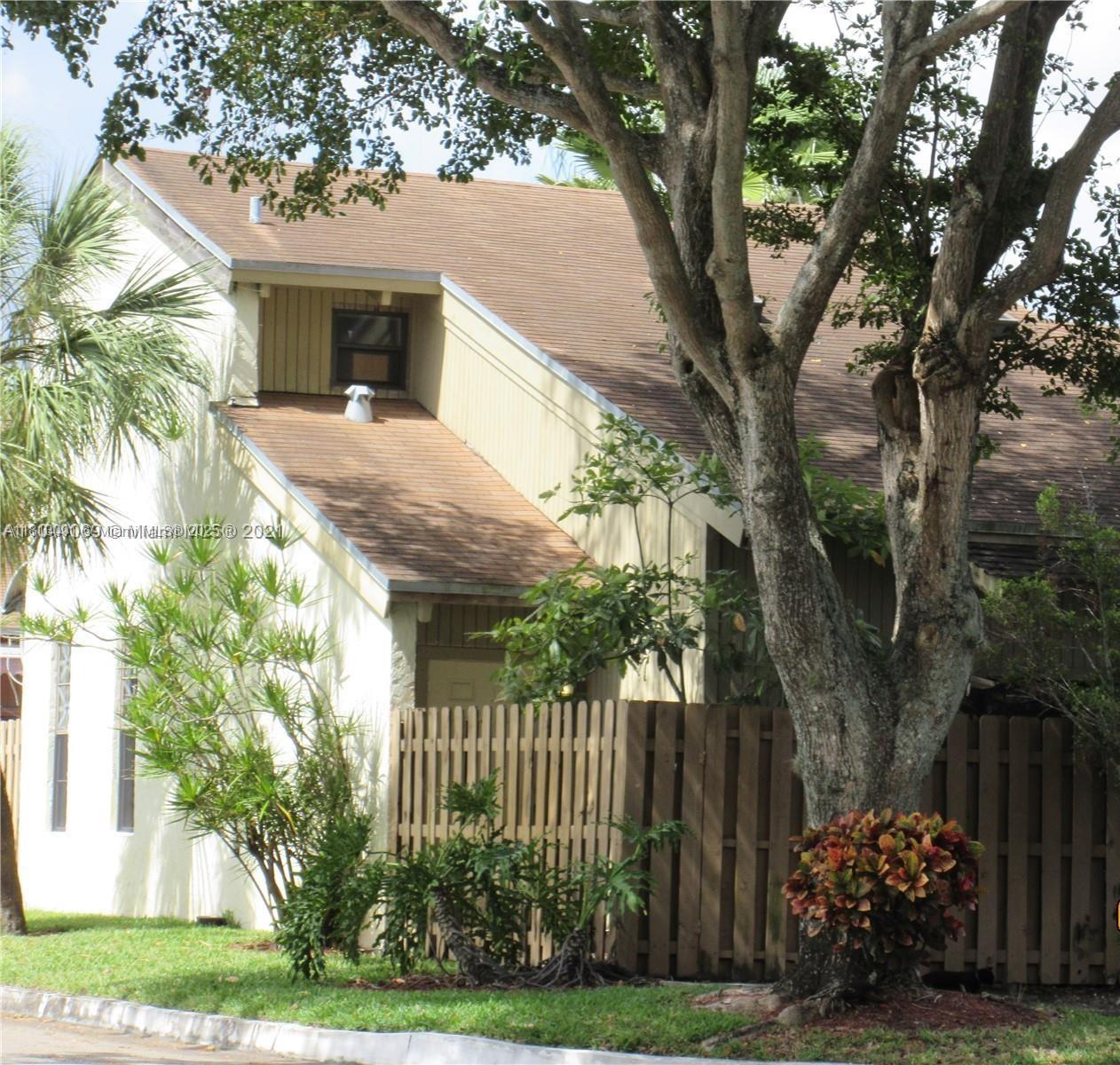 Rental Property at 1965 Sw 81st Way 1965, Davie, Broward County, Florida - Bedrooms: 2 
Bathrooms: 2  - $2,500 MO.