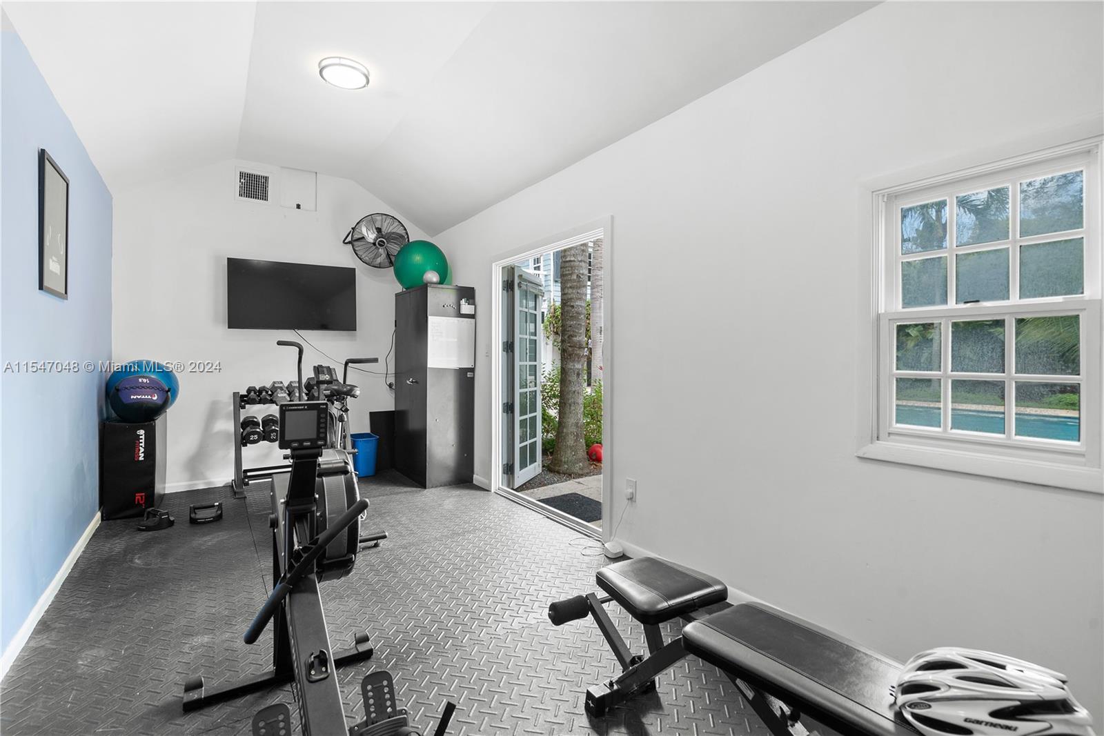 PL OF GOVT - Residential