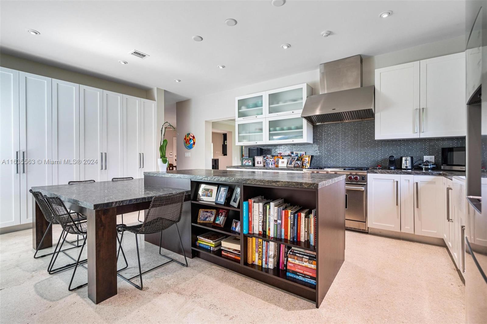 BAY HEIGHTS 1ST ADDN - Residential