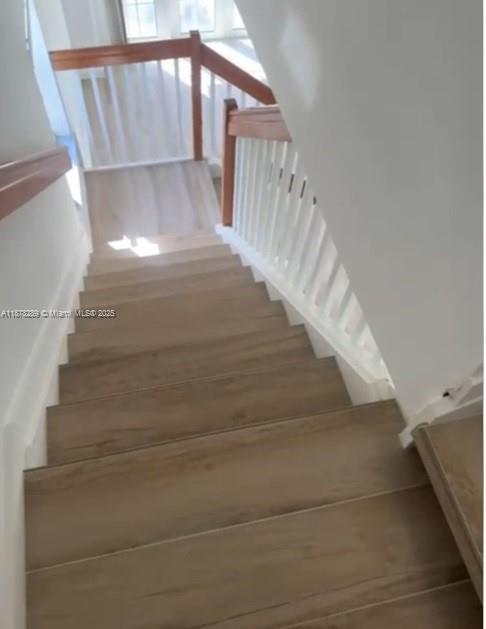 WESTCHESTER POINT TOWNHOM - Residential Lease