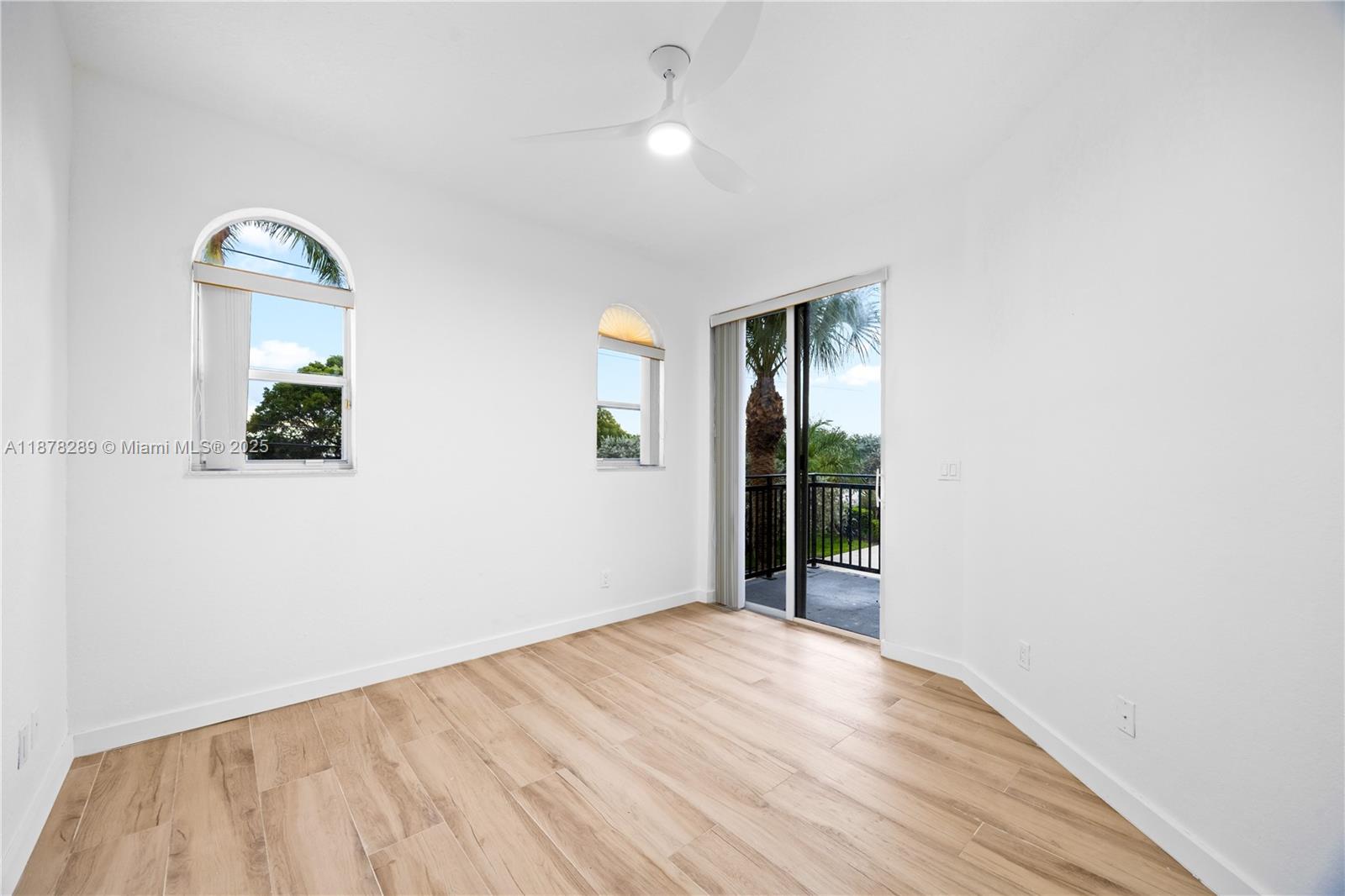 WESTCHESTER POINT TOWNHOM - Residential Lease