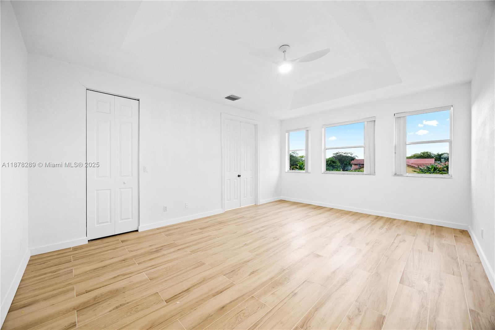 WESTCHESTER POINT TOWNHOM - Residential Lease