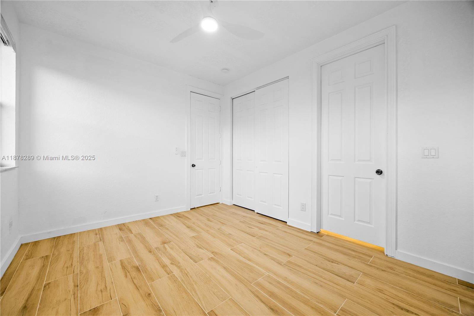 WESTCHESTER POINT TOWNHOM - Residential Lease