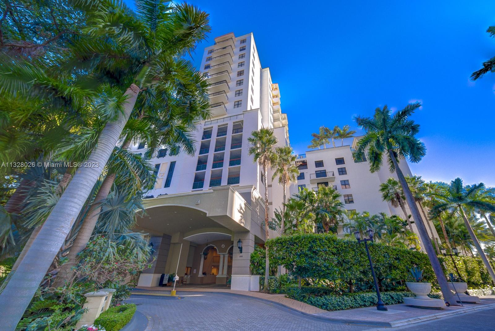 Luxurious Villa-style residence located at the private Puerta De Palmas community in Coral Gables. Eloquent and spacious open floor, high ceilings, open kitchen and an immense master suite. The community offers great amenities including 24hr security, concierge, valet parking, resort-style pool and Jacuzzi, a fitness center and club room. Additionally, the property has 2 assigned parking spaces, air-conditioned storage room. Near historic and fine dining restaurants. A must-see to appreciate. CALL US ANYTIME, WE PICK UP!