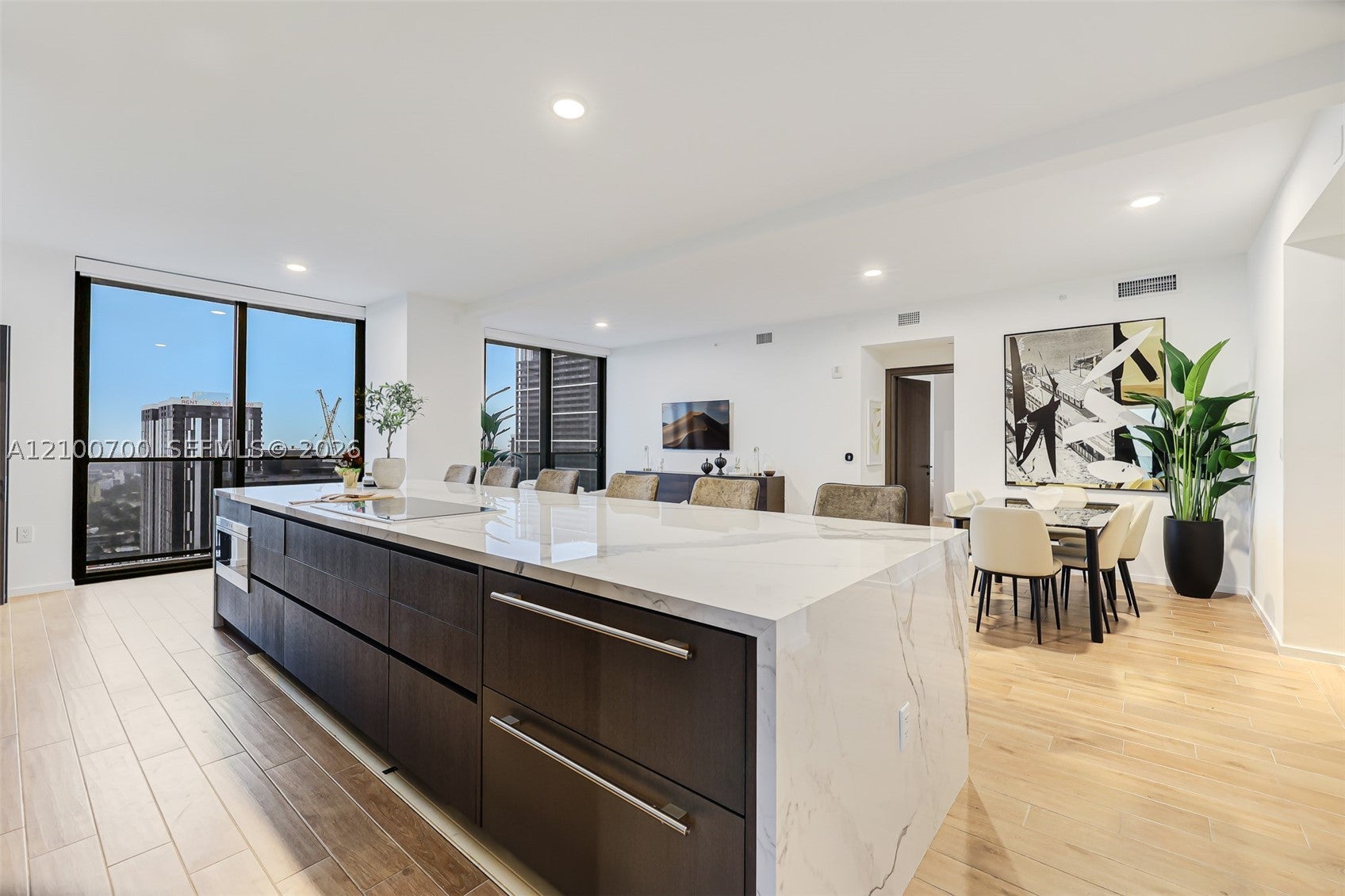 View photos, virtual tours, details... 398 NE 5th St 3718-3719