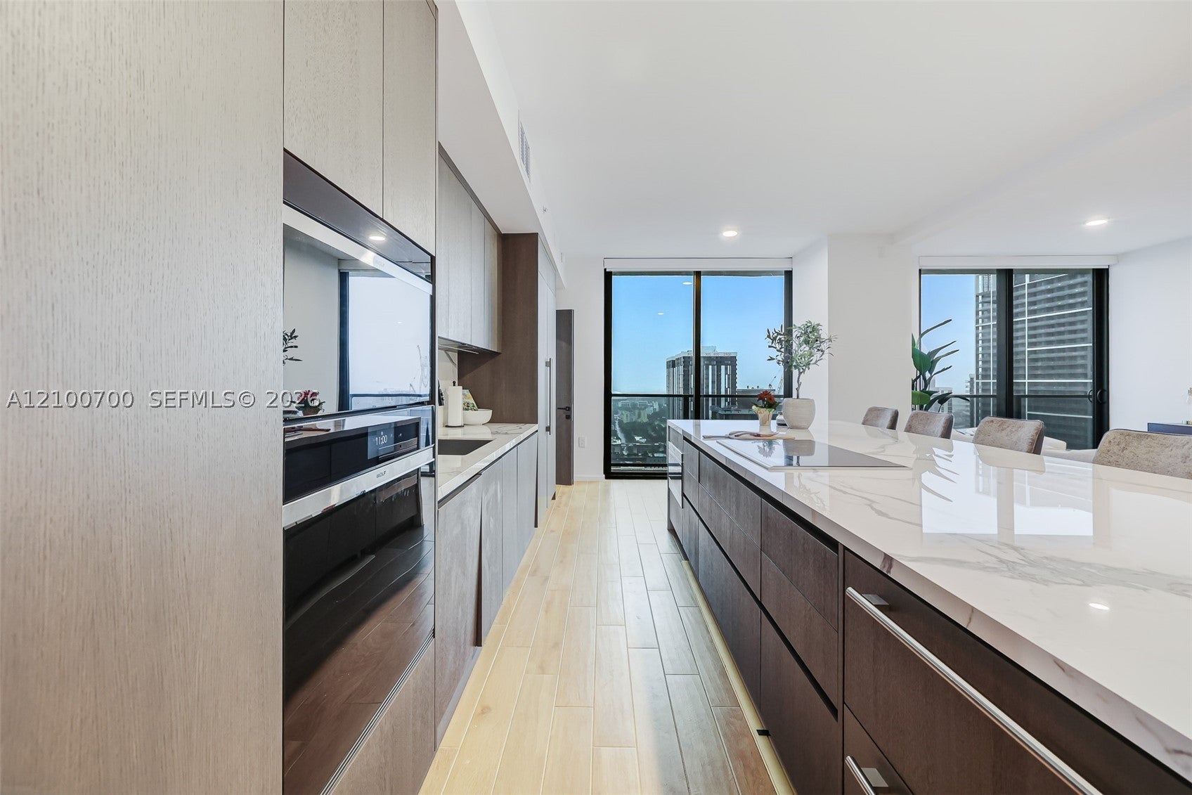 View photos, virtual tours, details... 398 NE 5th St 3718-3719
