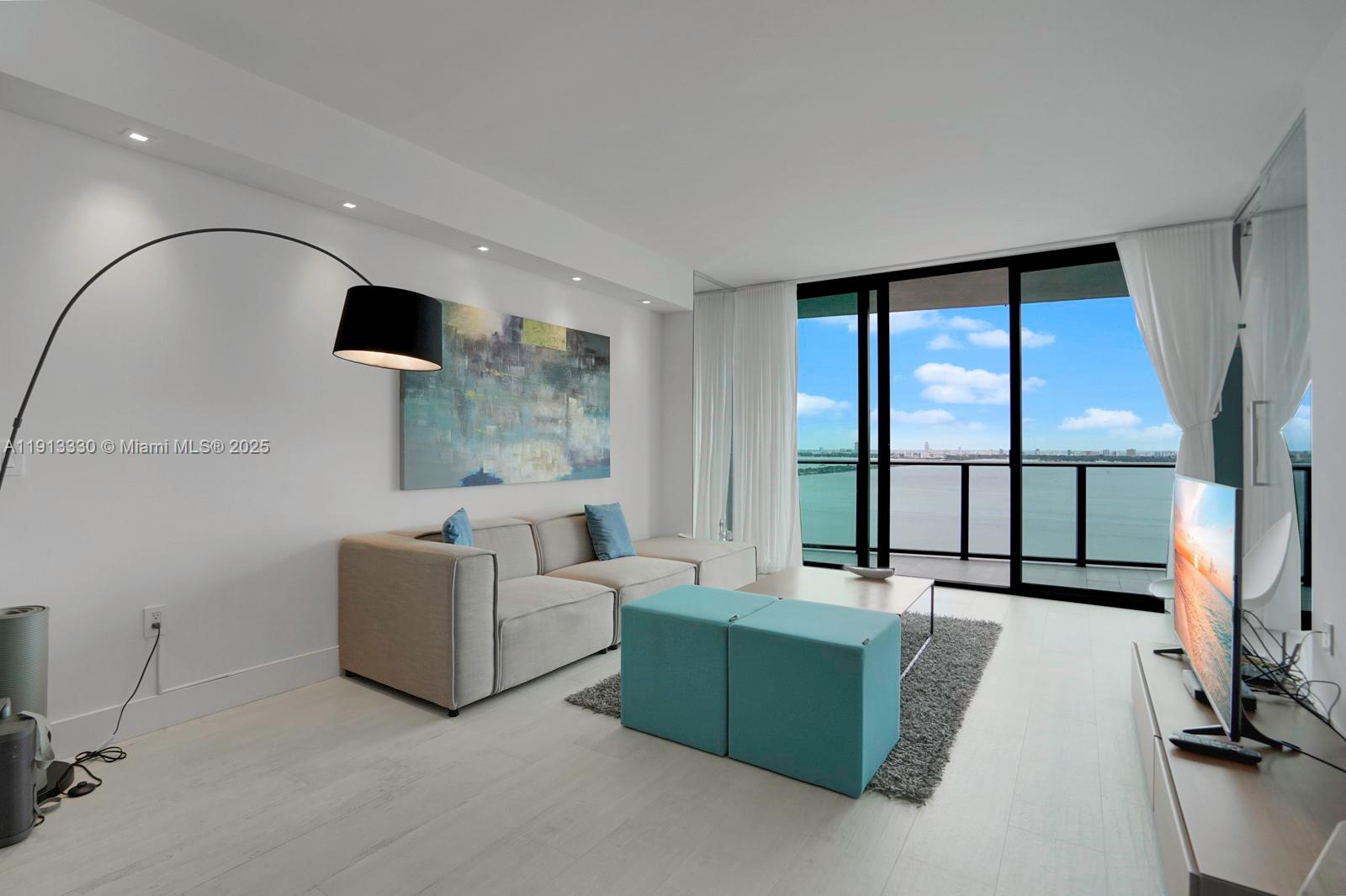 ICON BAY CONDO - Residential Lease