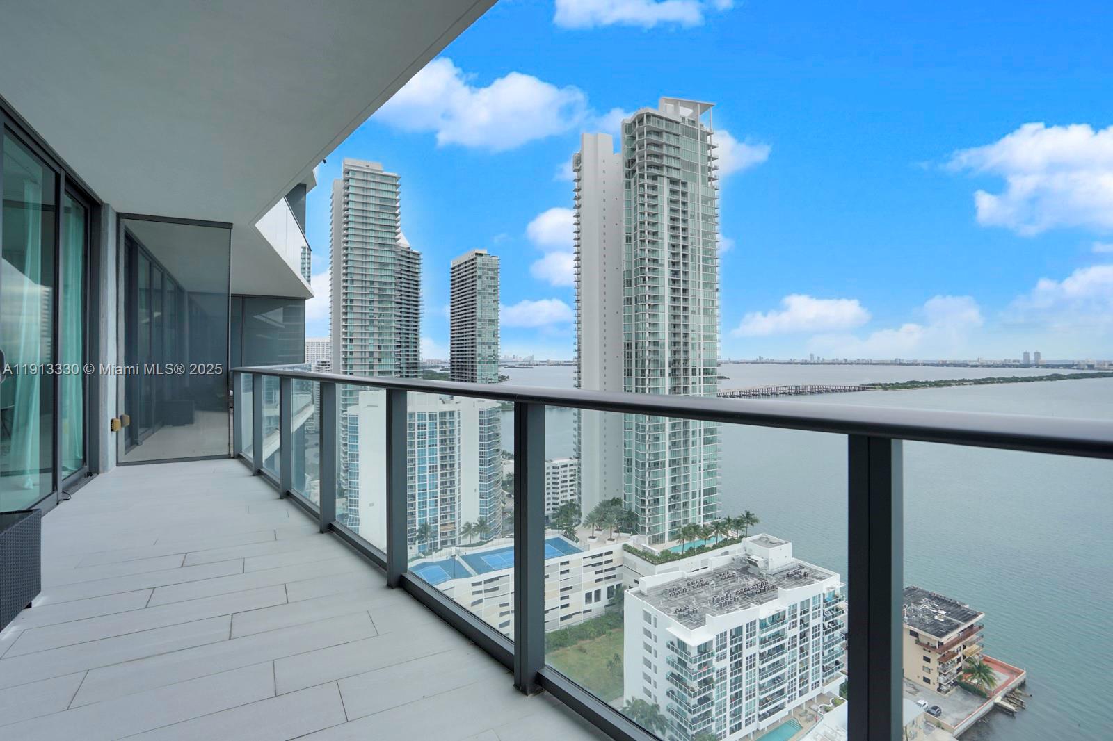ICON BAY CONDO - Residential Lease