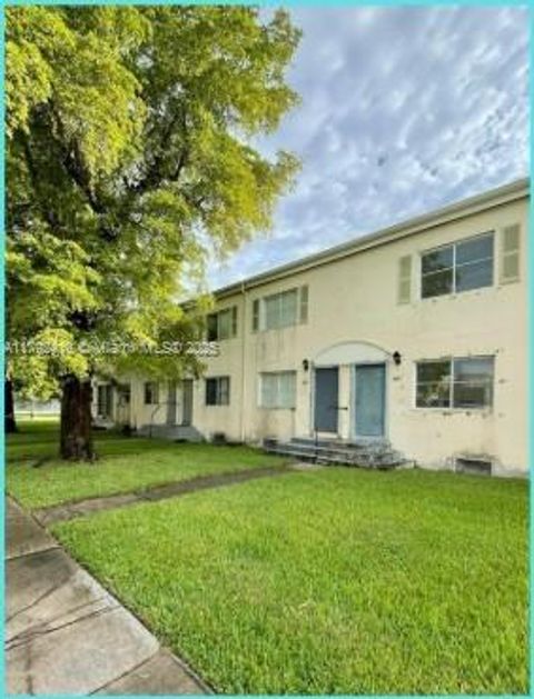 8457 NW 4th Ct 8457 Miami FL 33150