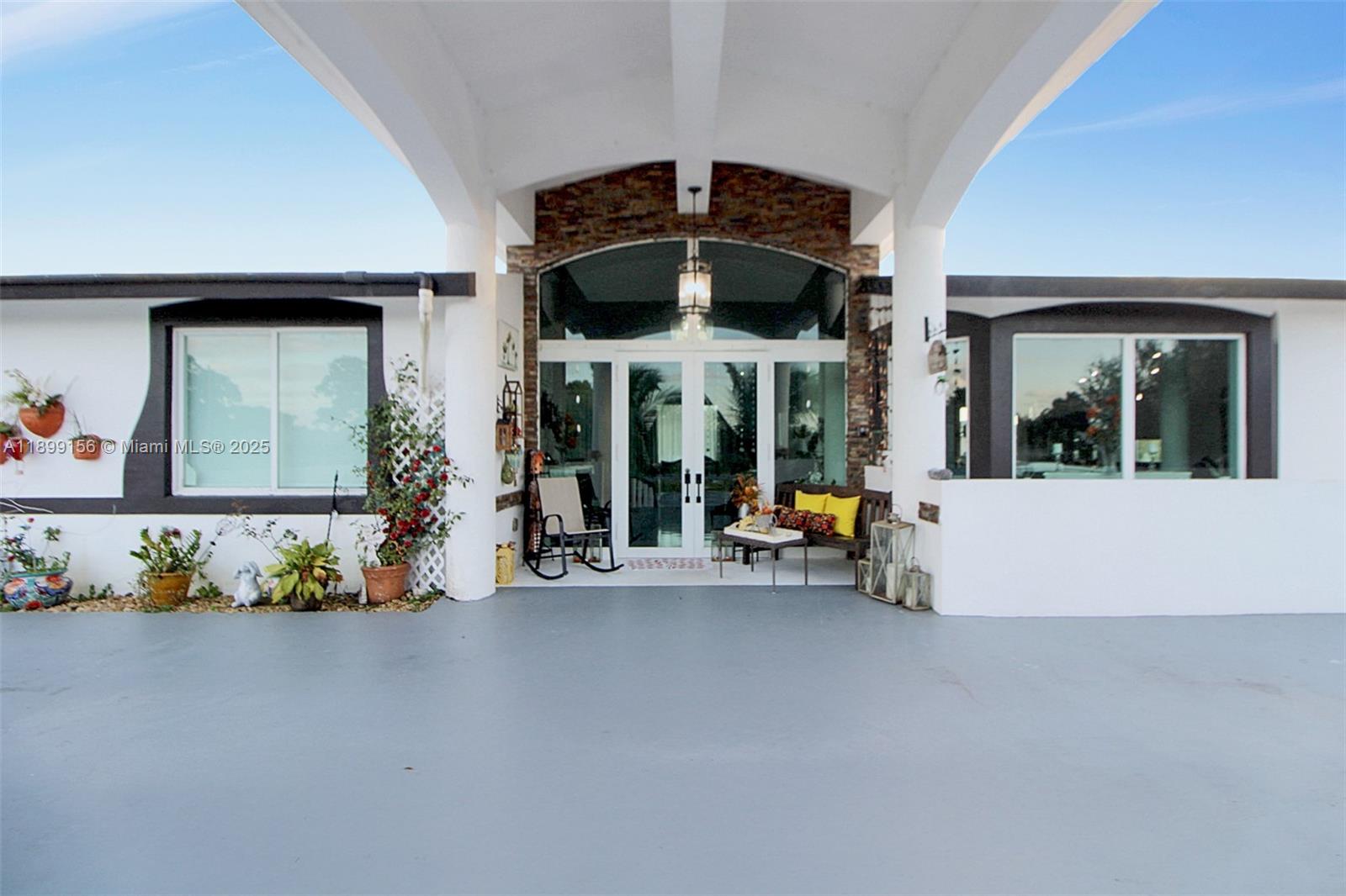 ORCHARD STABLES CLUB - Residential