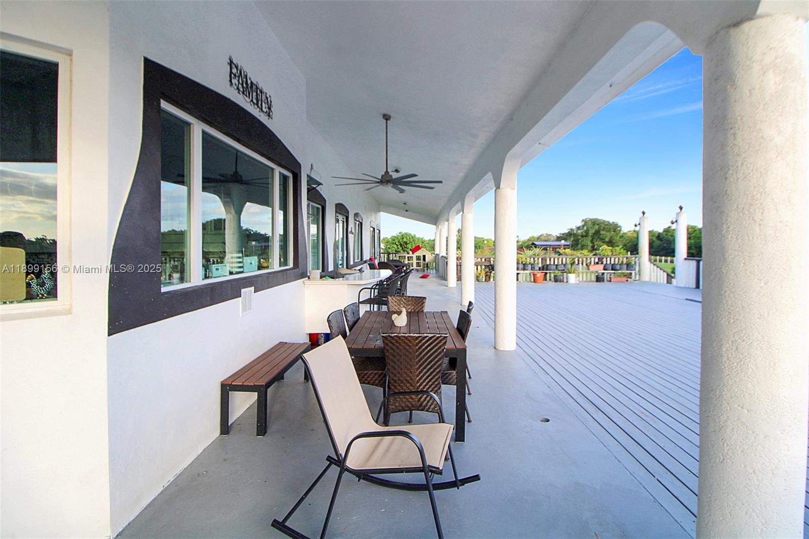 ORCHARD STABLES CLUB - Residential