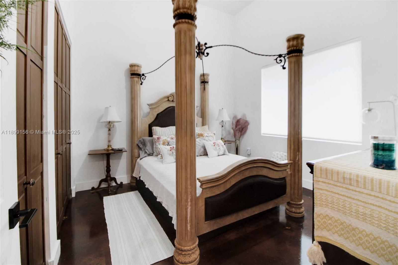 ORCHARD STABLES CLUB - Residential