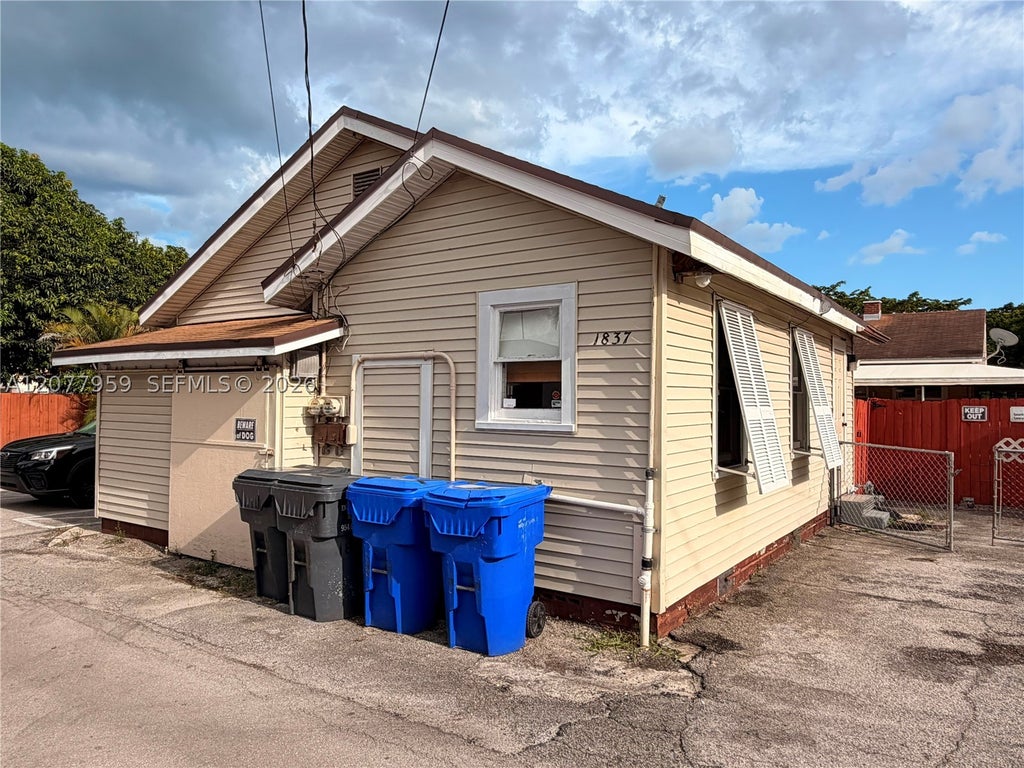 Photo of 1837 Buchanan St, Hollywood, FL 33020 (MLS # A12077959)