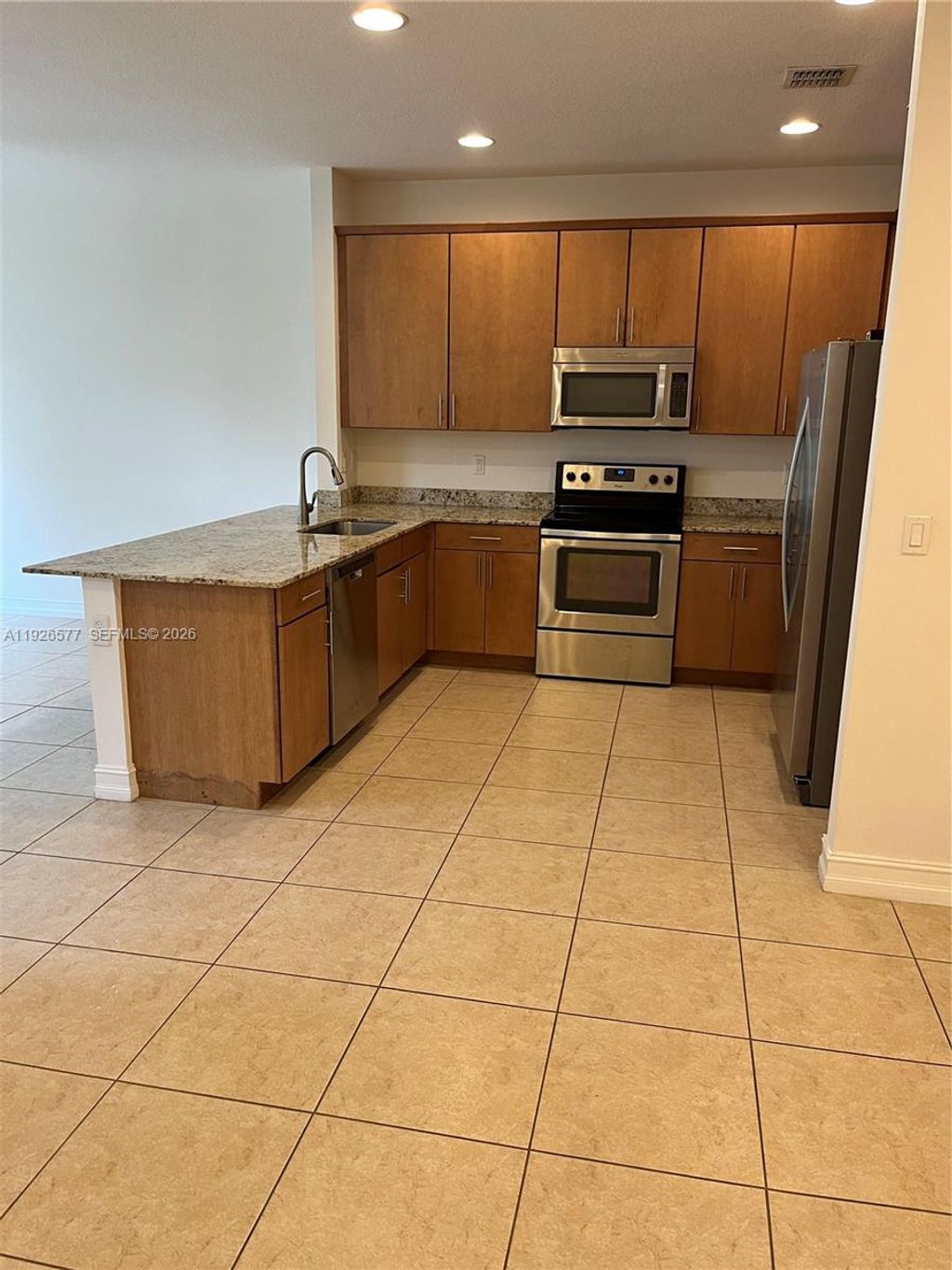 Photo of 115 E Riverwalk Cir E, Plantation, FL 33325 (MLS # A11926577)