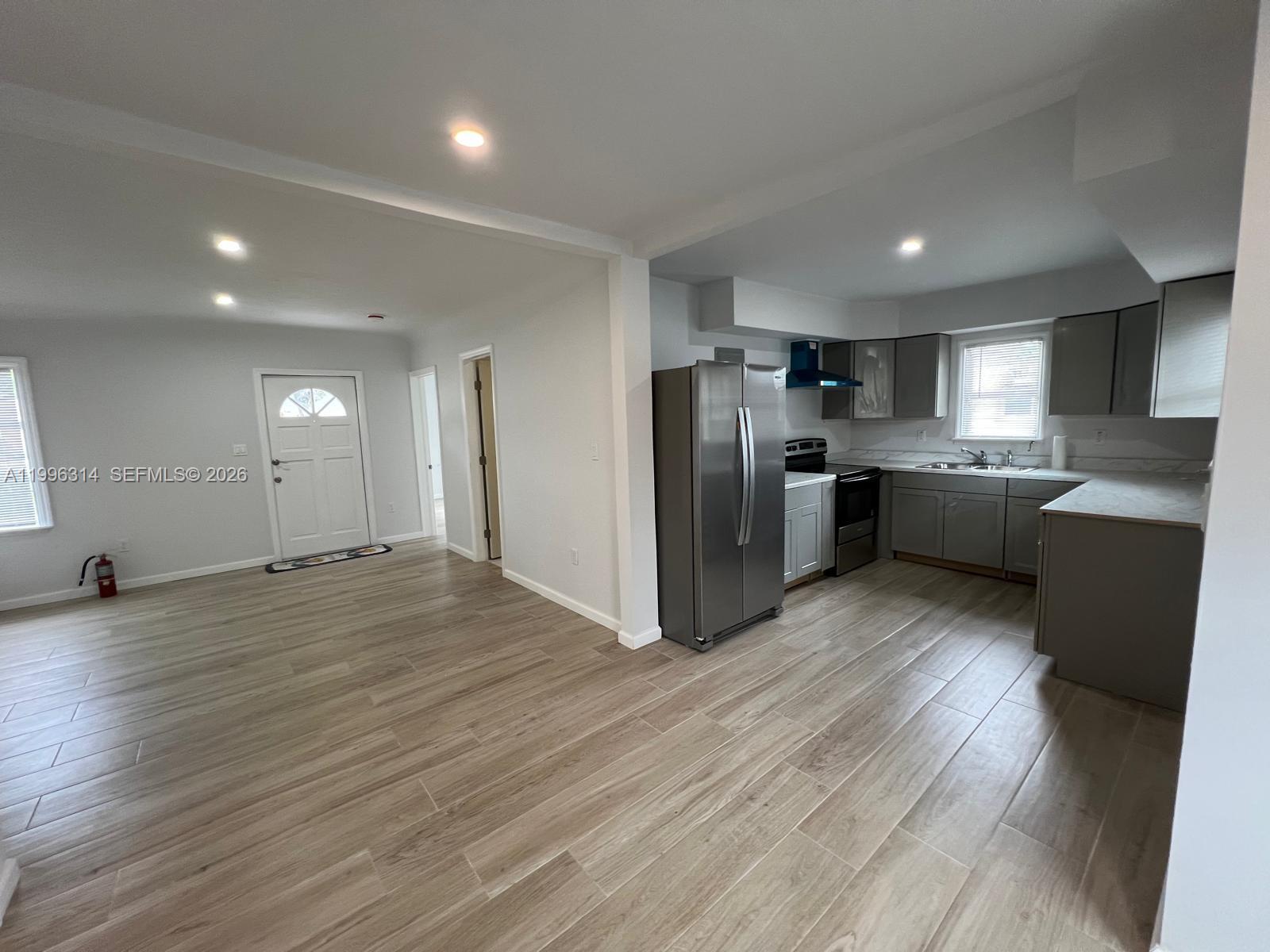 PLAINFIELD PARK - Residential Lease