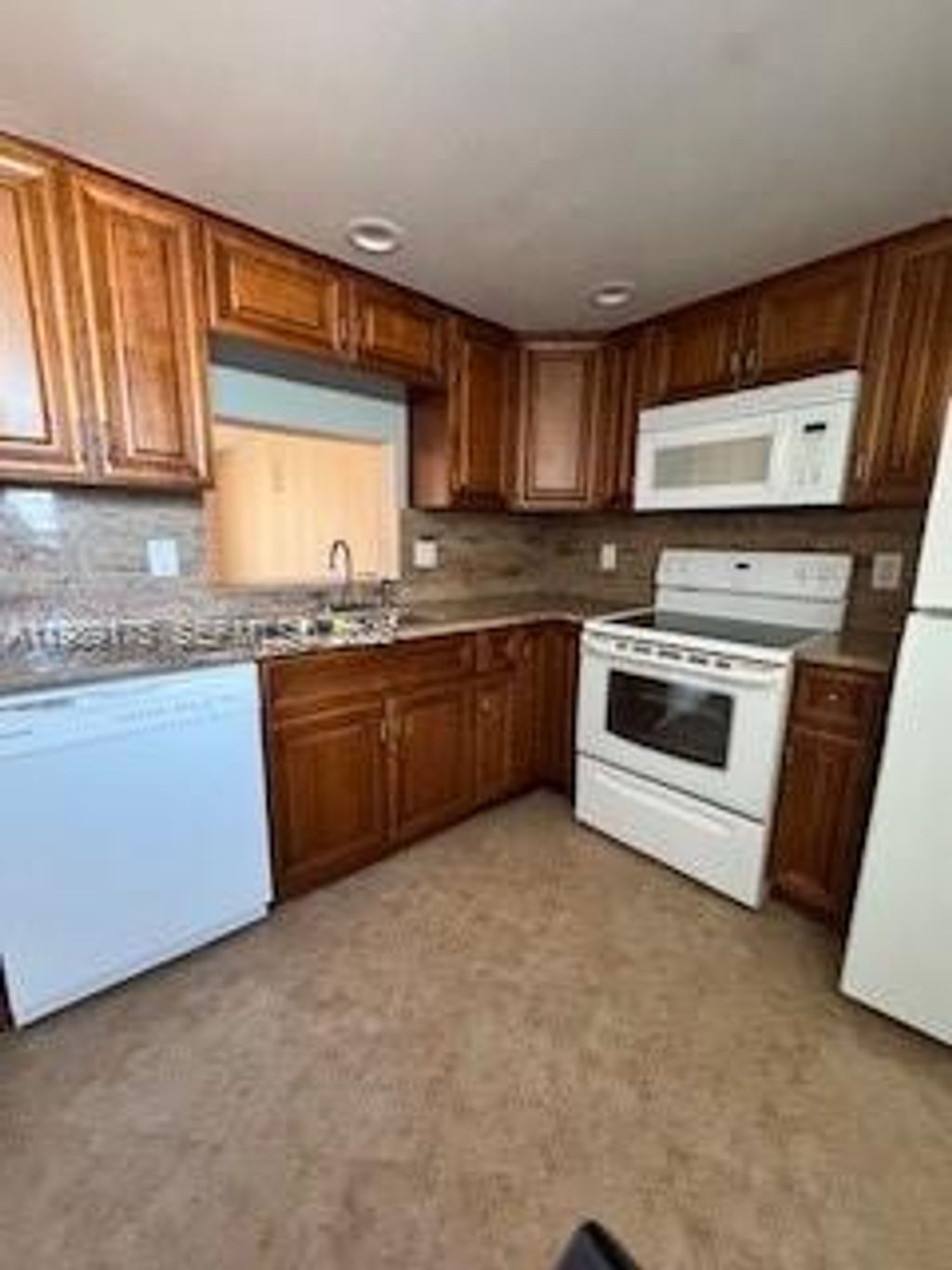 Photo of 421 NE 14th Ave #401, Hallandale Beach, FL 33009 (MLS # A11989175)