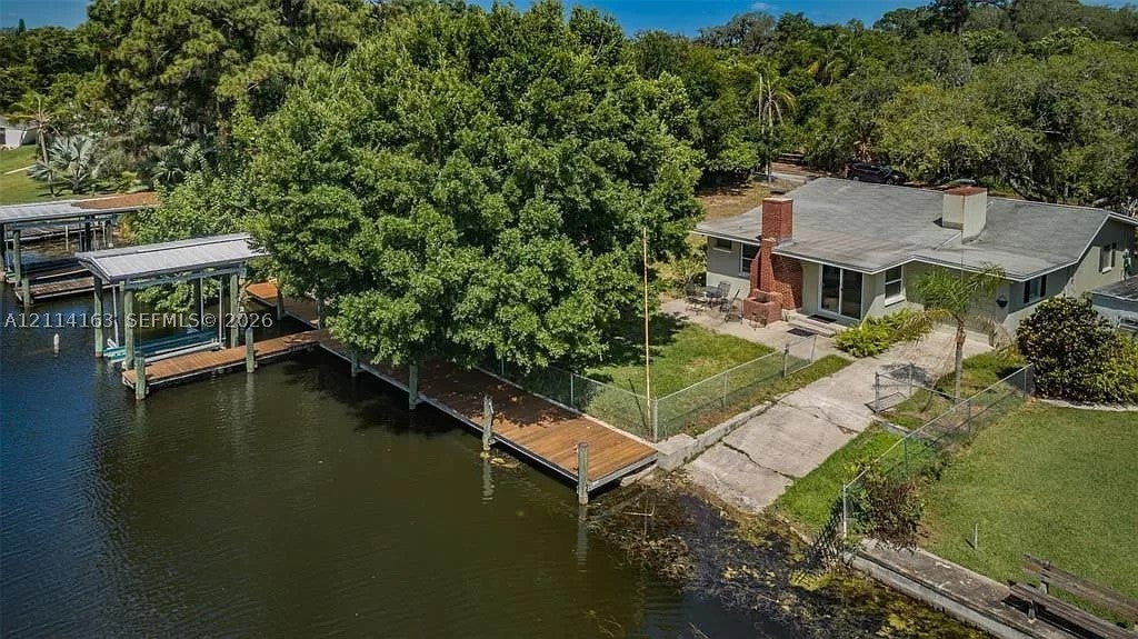 1154 Lagoon Road