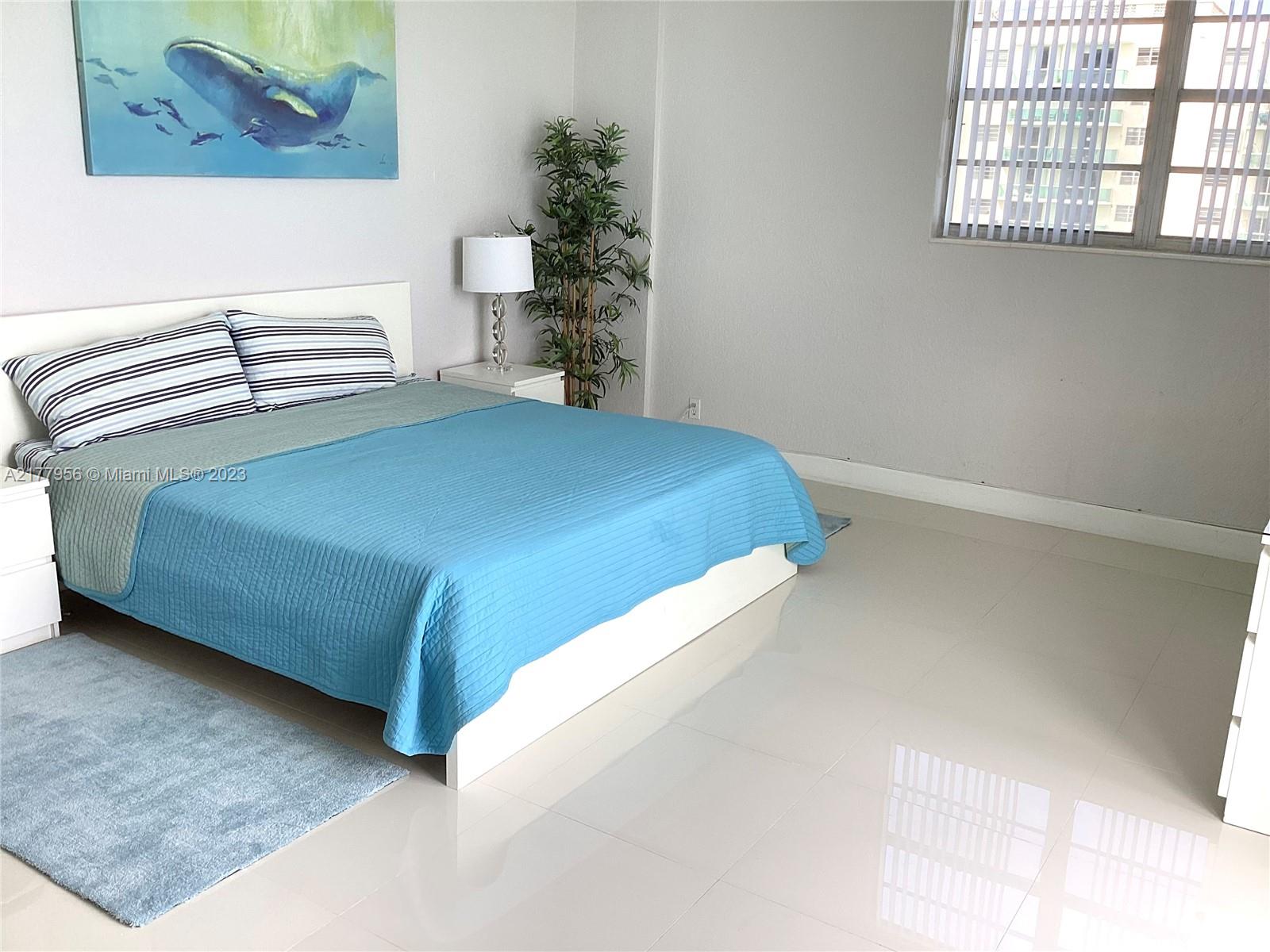 TIDES ON HOLLYWOOD BEACH - Residential Lease