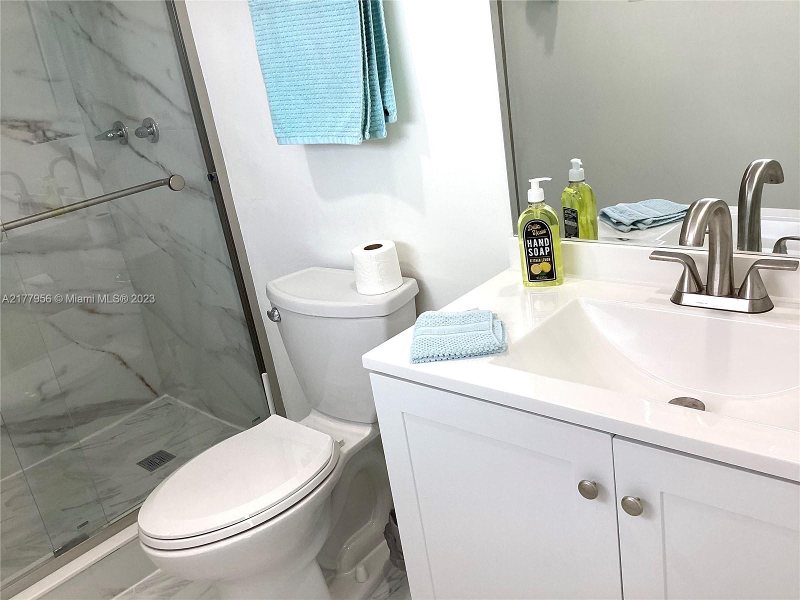 TIDES ON HOLLYWOOD BEACH - Residential Lease