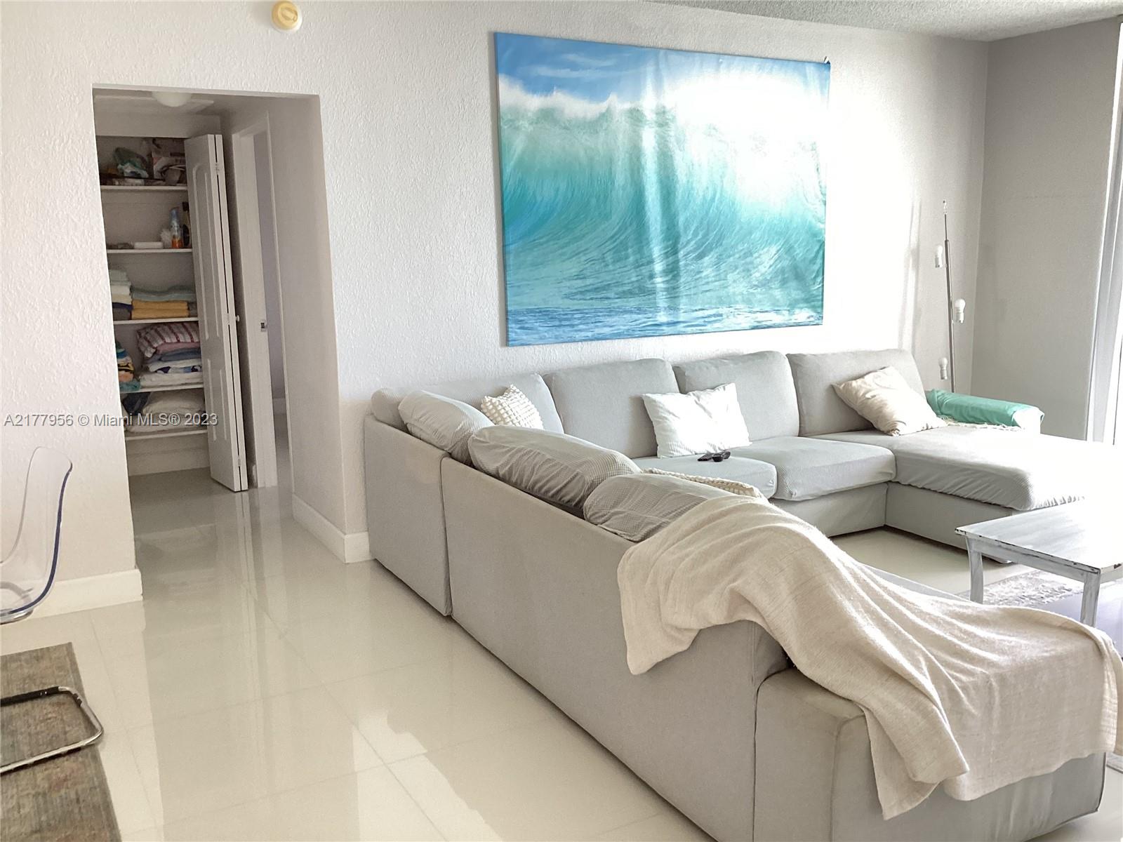 TIDES ON HOLLYWOOD BEACH - Residential Lease