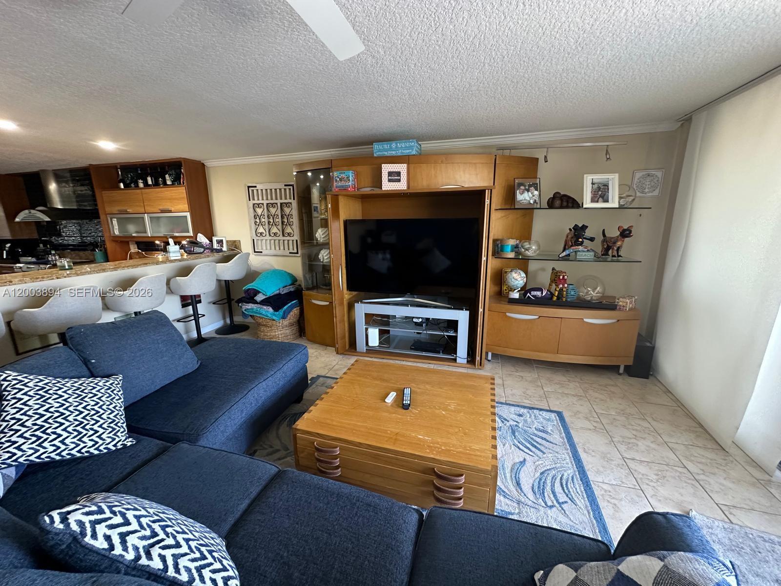 PALM TRAIL PLACE CONDO - Residential